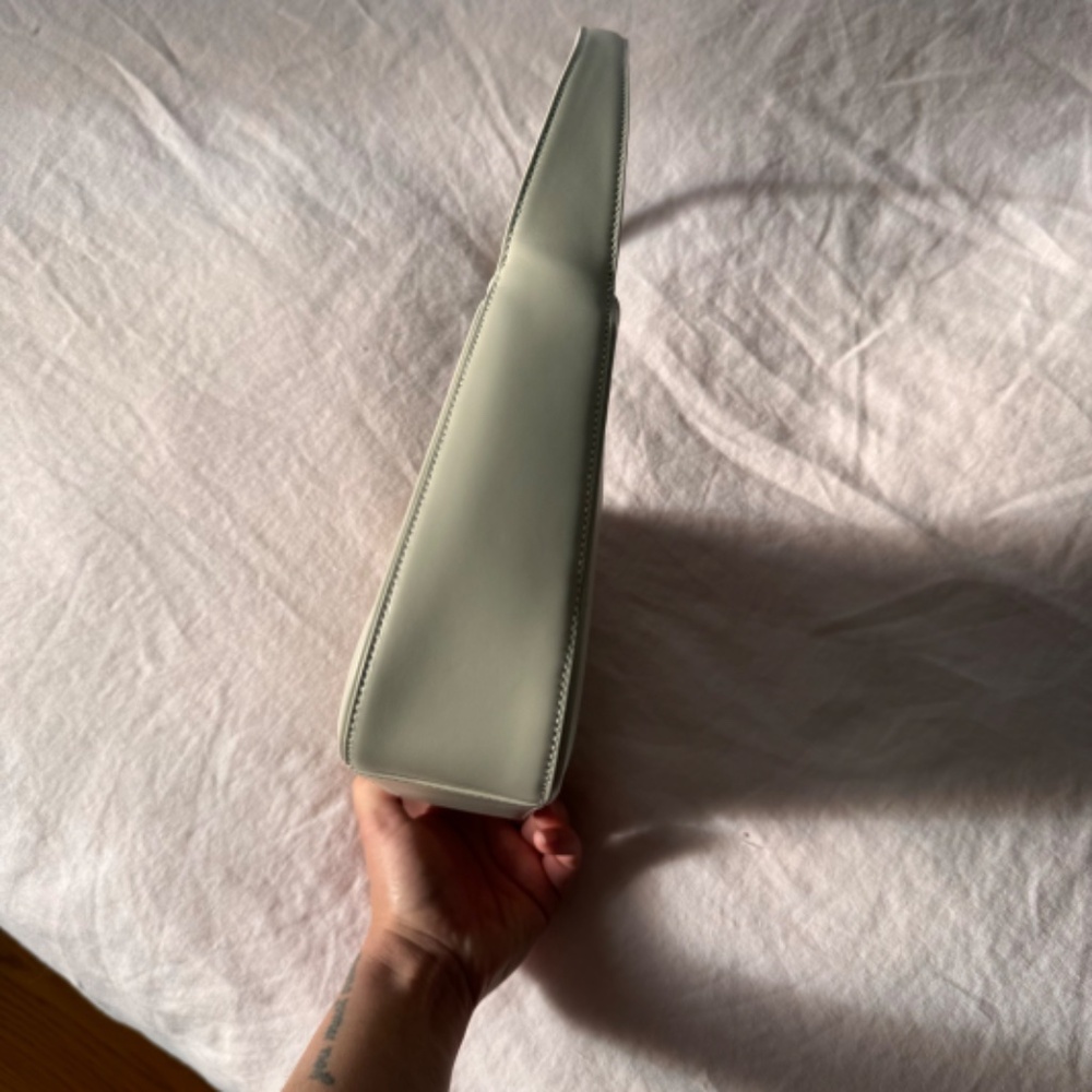 LE 5 À 7 IN SMOOTH LEATHER BLANC VINTAGE - Picture 12 of 12
